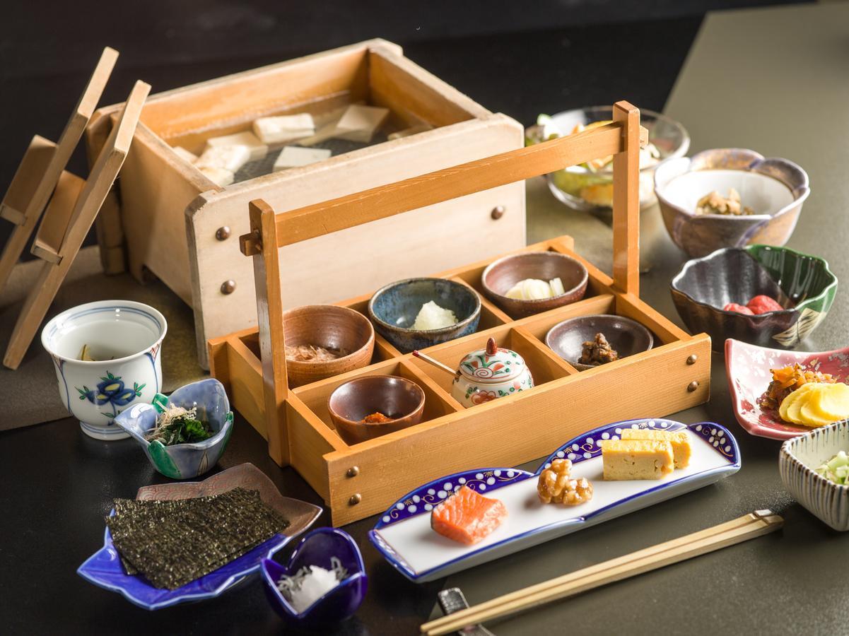 Takamiya Ryokan Yamanoki Йонедзава Экстерьер фото