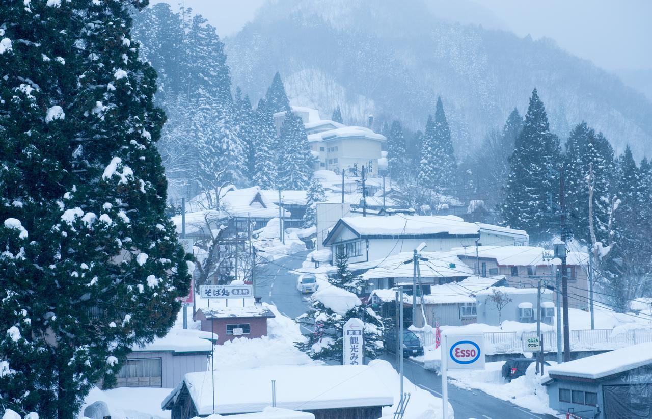 Takamiya Ryokan Yamanoki Йонедзава Экстерьер фото