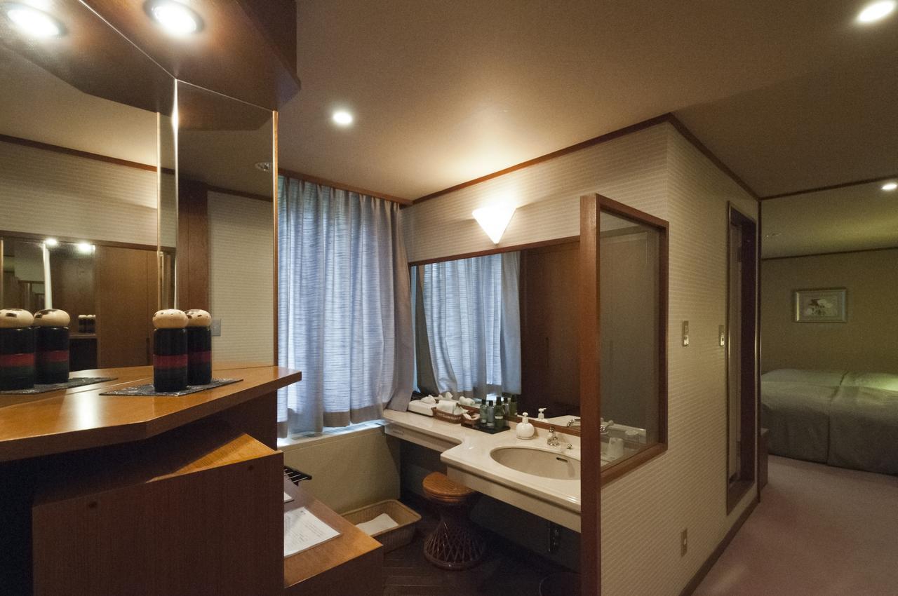 Takamiya Ryokan Yamanoki Йонедзава Экстерьер фото